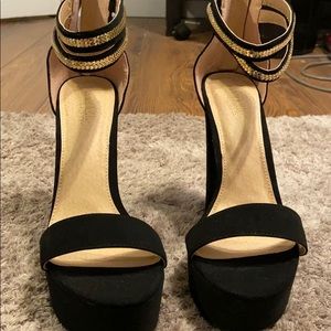 Black platform high heel